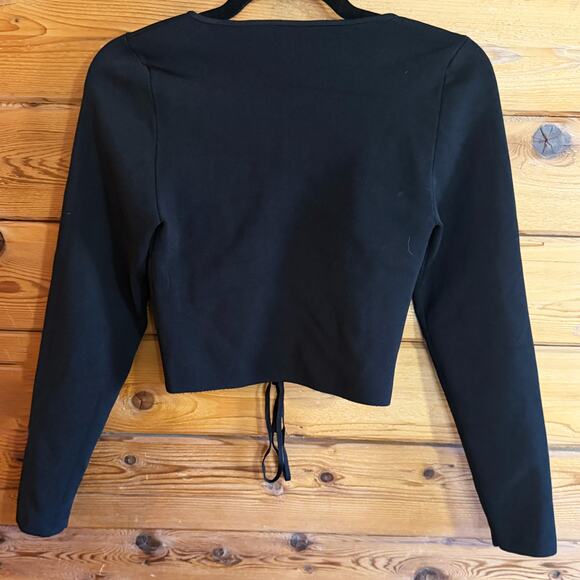 Alice + Olivia Sharee Crop Top Tie Front Black Size Medium - Picture 3 of 5